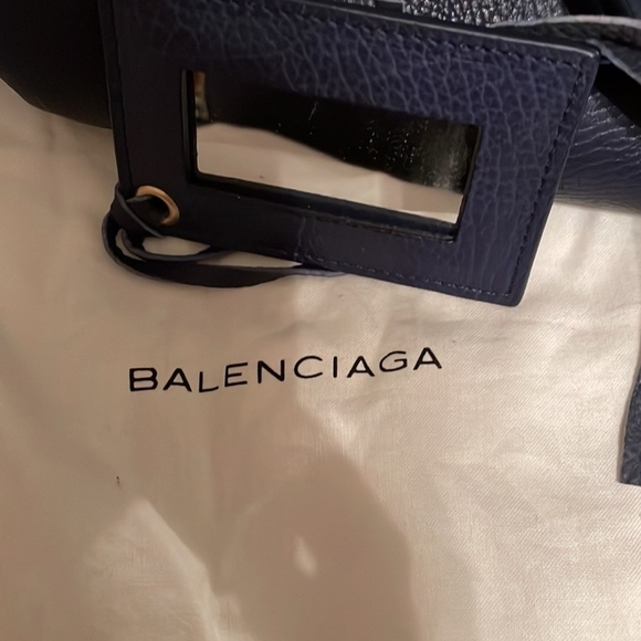 NWOT Balenciaga Deep Blue Leather Tote - Picture 2 of 4
